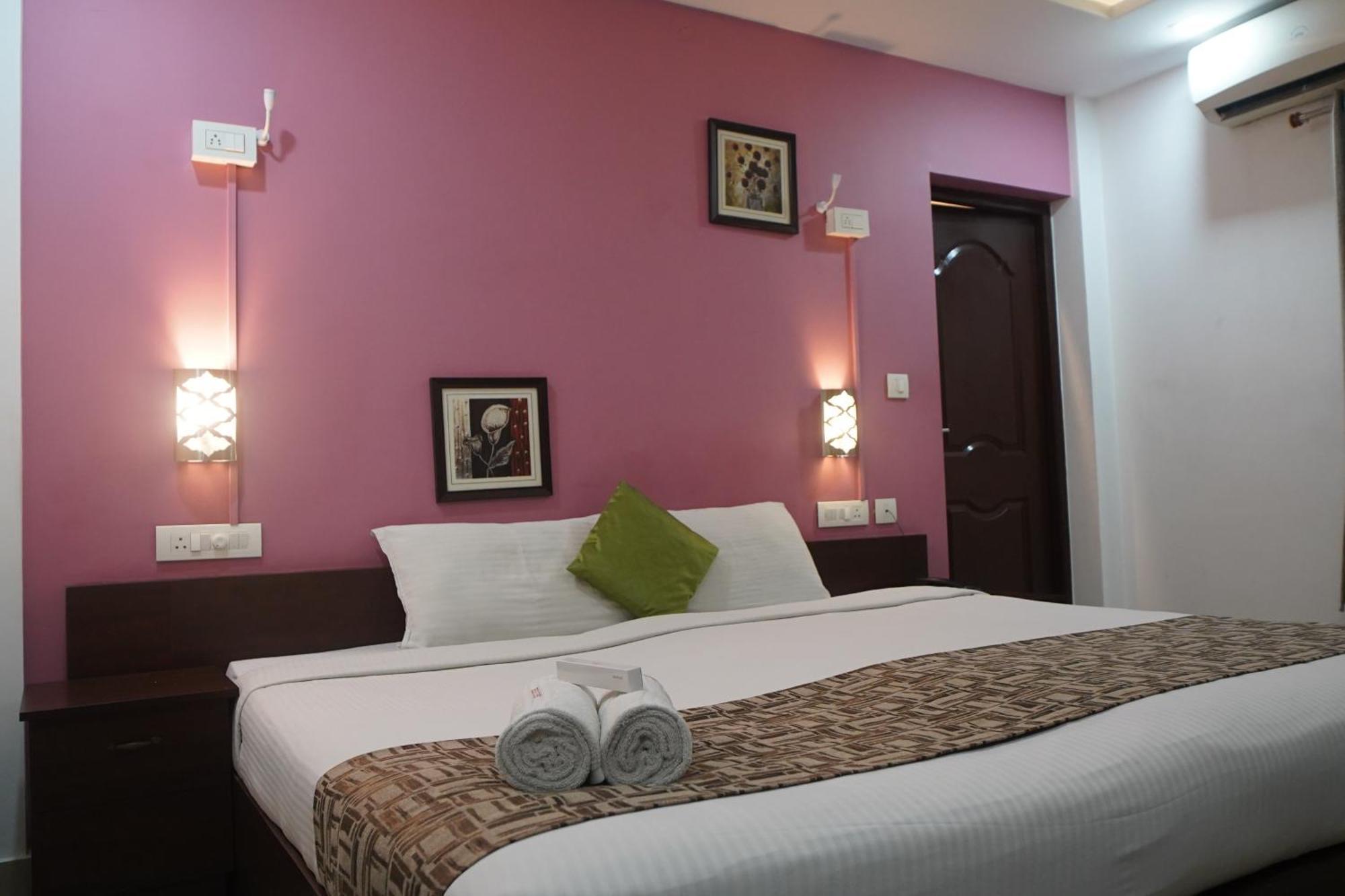 North Centre Hotel
